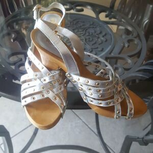 WOMEN Strap Silver and Gold Sandals